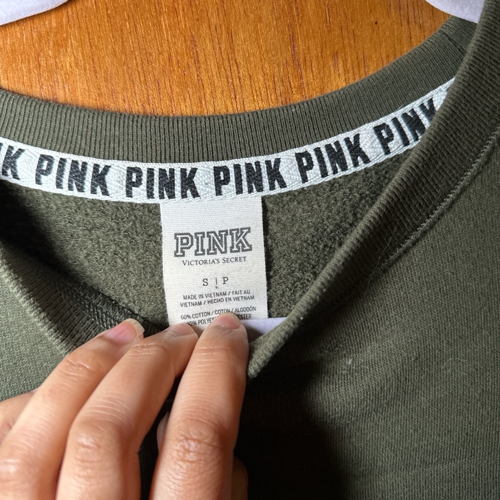 Pink sweater - Picture 2 of 2